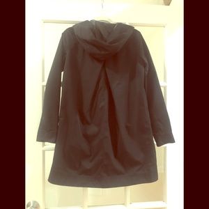 Black lululemon rain jacket